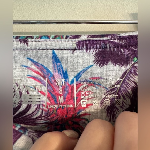 I AM BECOMING Pineapple Shorts - Picture 3 of 7